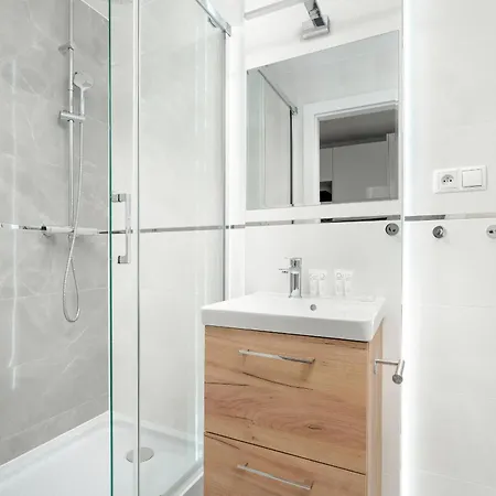 Old Market Square Modern In By Renters Apartment Posen